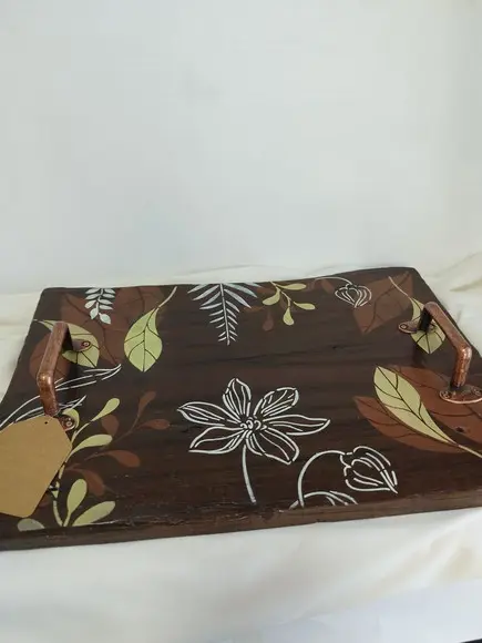 Bandeja em Madeira Bruta Decorada com Pintura Orgânica