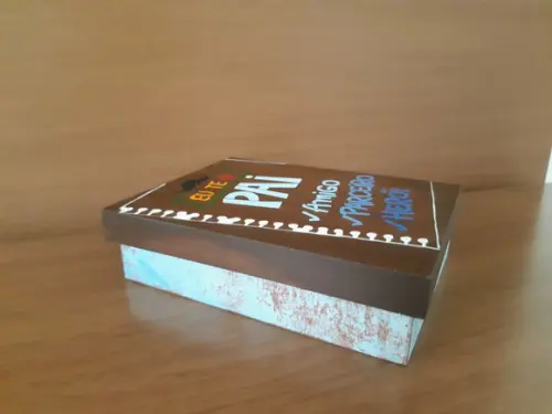 Caixa para Presente Decorada