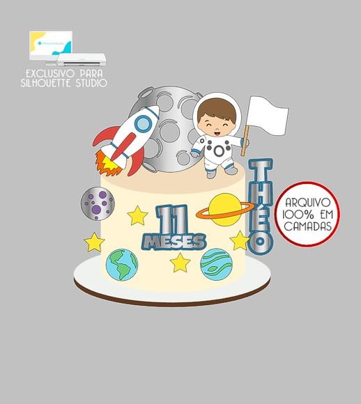 1218 - Arquivo Topo de Bolo Astronauta Planetas