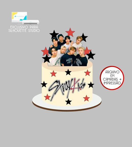 4130 - Arquivo Topo de Bolo Stray Kids