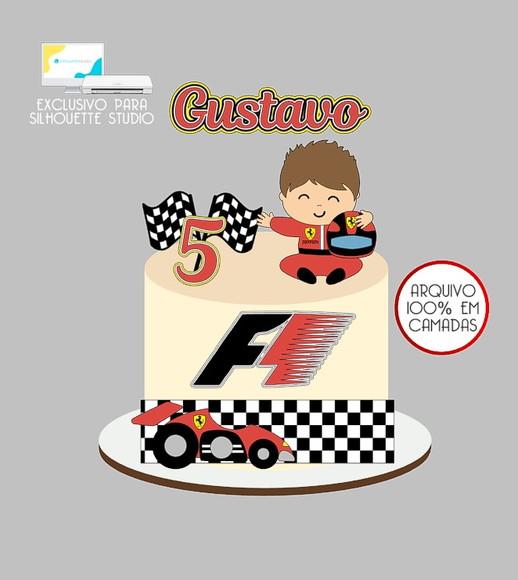890 - Arquivo Topo de Bolo Fórmula 1 Piloto Bebê Ferrari