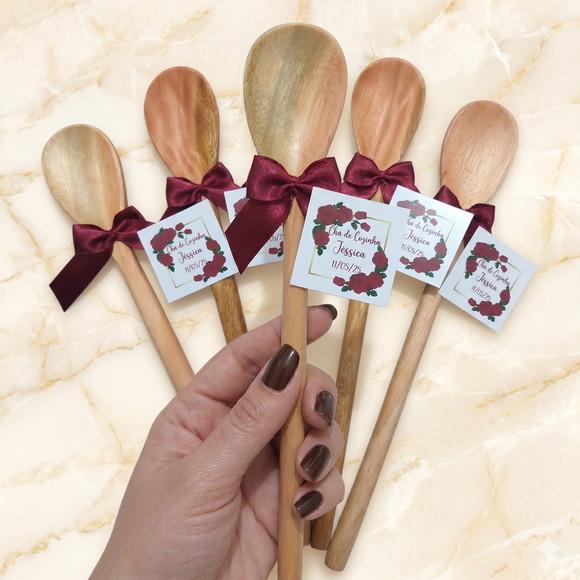 Lembrancinha Marsala Colher 26cm Chá de Panela Personalizada