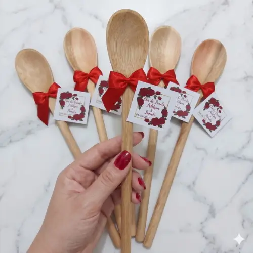 Lembrancinha Vermelho Chá de Cozinha Colher de Pau