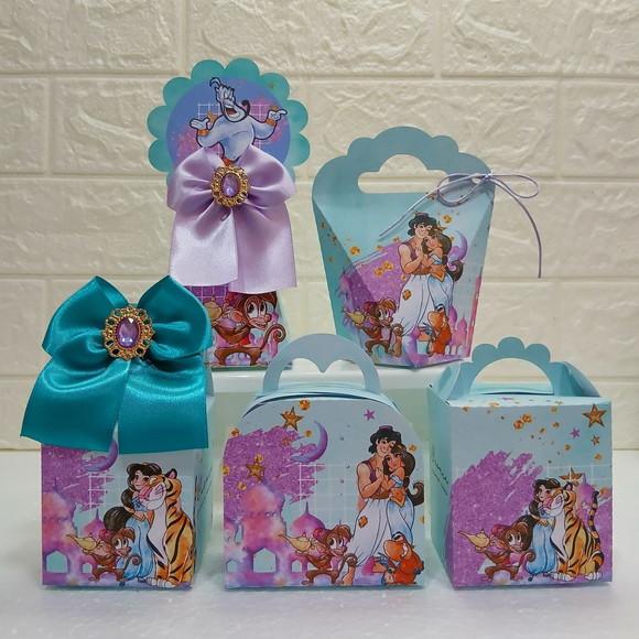 Lembrancinha Jasmine 60 Peças