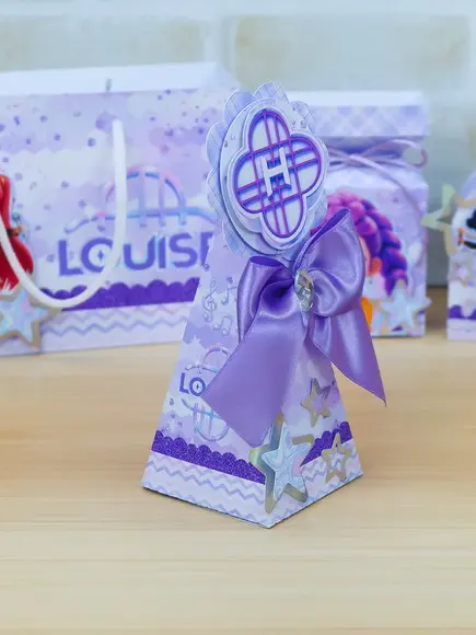 Lembrancinha Guerreiras do K Pop 60 Peças