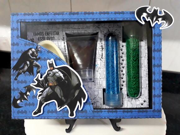 Arquivo de corte Caixa Mini Confeiteiro Batman COD.: 248