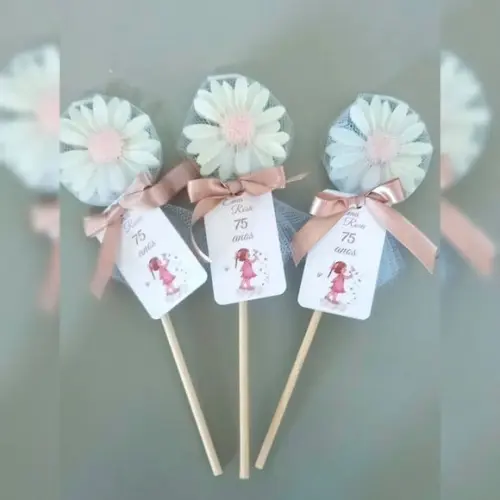 Vela Margarida no Palito Lembrancinha