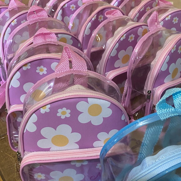 Mochila Margarida cristal com bolso