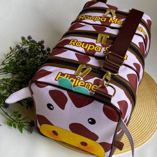 Bolsa Creche Girafa 3d com 3 Compartimentos