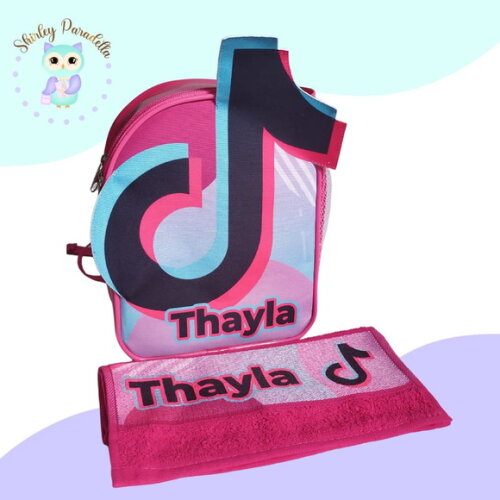 Kit Mochila 3d + Toalhinha