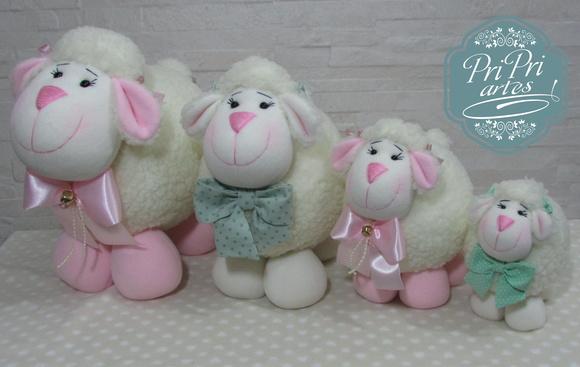 Kit 4 Ovelhas Pelúcia tam. 15cm, 20cm, 25cm e 30cm de altur