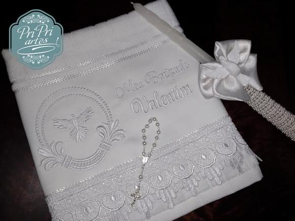 Toalha Batizado Renda Guipir com Vela Decorada Batizado