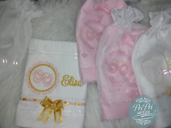 Toalha Bordada Personalizada chegada do bebê