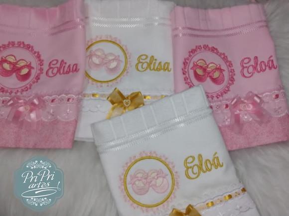 Toalha Bordada Personalizada chegada do bebê