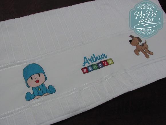 Toalha de Banho Bordada Personagem Pocoyo