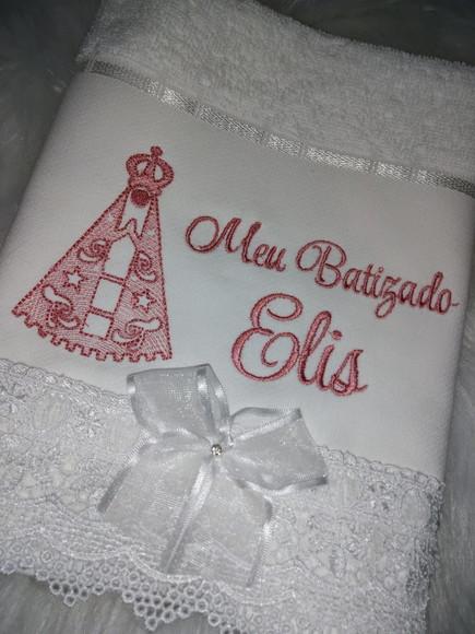 Toalhinha de Batizado com Renda Guipir
