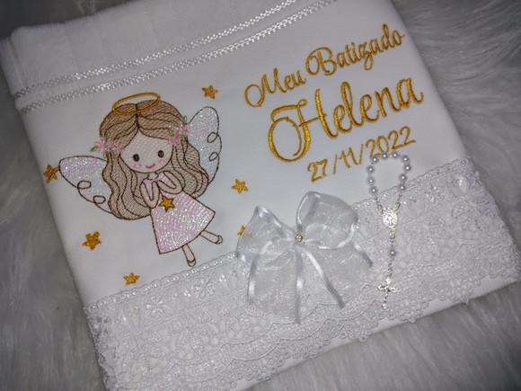 Toalhinha de Batizado com Renda Guipir