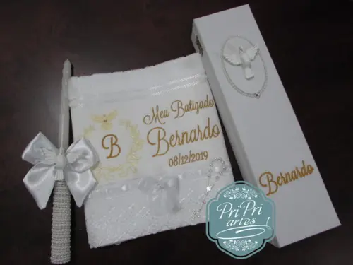 Kit Caixa, Vela e Toalha de Batizado
