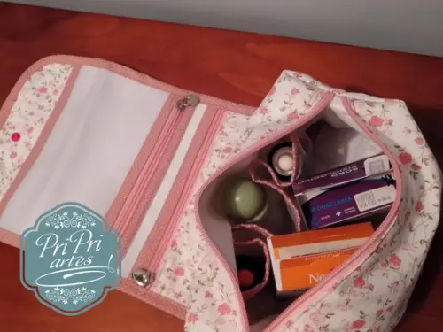Kit maternidade com saquinhos e farmacinha