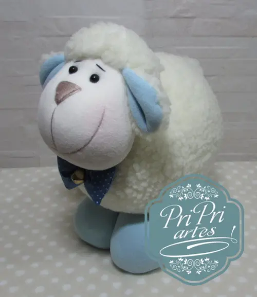 Ovelhinha Pelúcia Bola Tamanho 25cm de altura