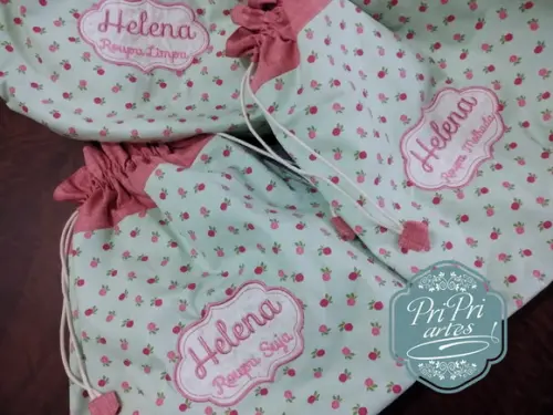 Saquinho Impermeável de Roupas Suja ( Personalizado)