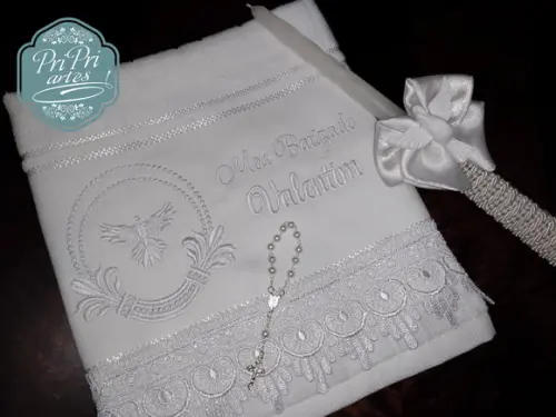 Toalha Batizado Renda Guipir com Vela Decorada Batizado