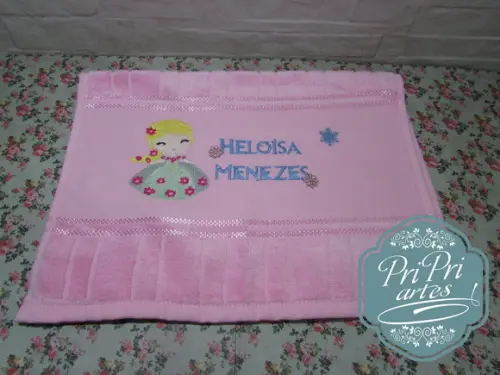 Toalha Bordada Personagem