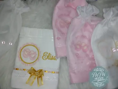 Toalha Bordada Personalizada chegada do bebê