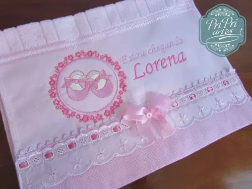 Toalha Bordada Personalizada chegada do bebê
