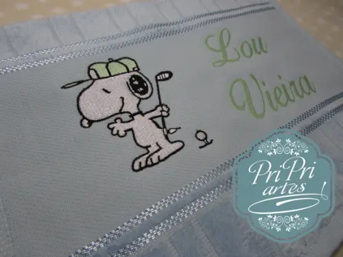 Toalha Bordada Snoopy