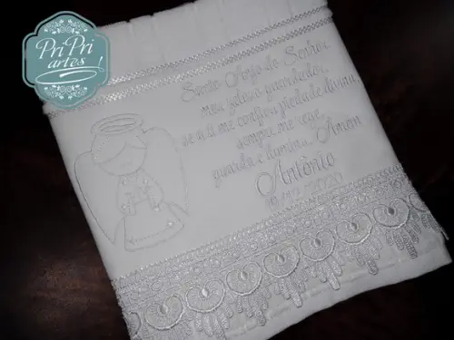 Toalha de Batizado com Renda Guipir e Oração