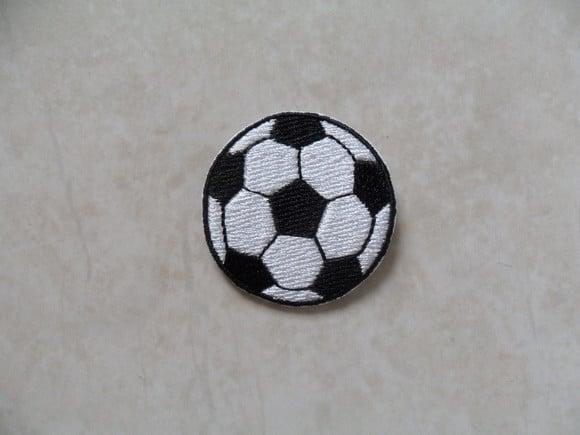 Patch Bordado Termocolante Bola de Futebol Pequena