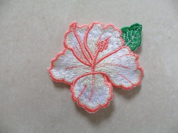 Patch Bordado Termocolante Flor Hibisco