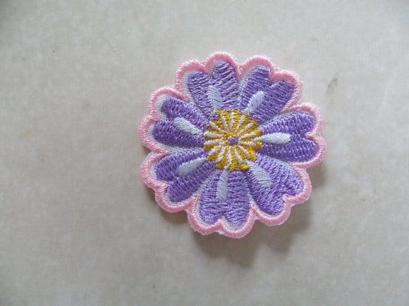 Patch Bordado Termocolante Flor 9