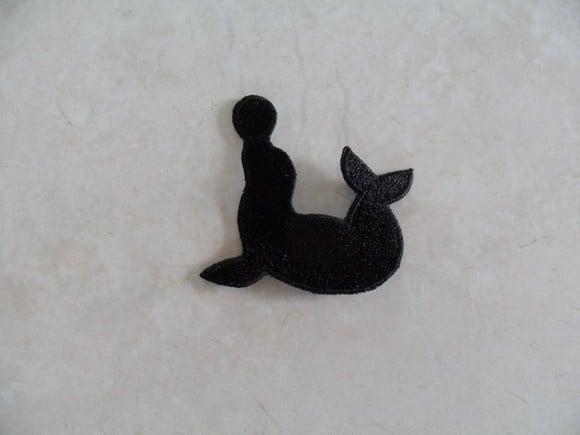 Patch Bordado Termocolante Foca com Bola