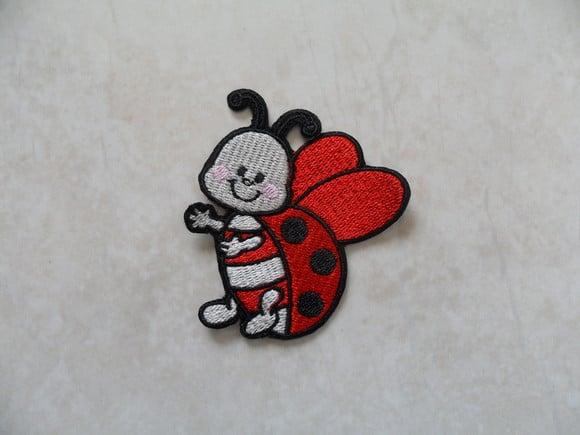 Patch Bordado Termocolante Joaninha I
