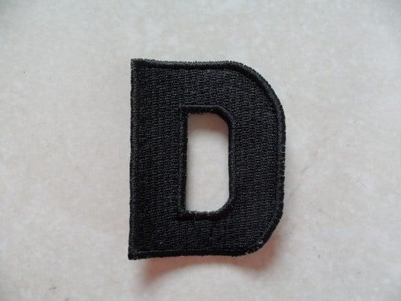 Patch Bordado Termocolante Letra D
