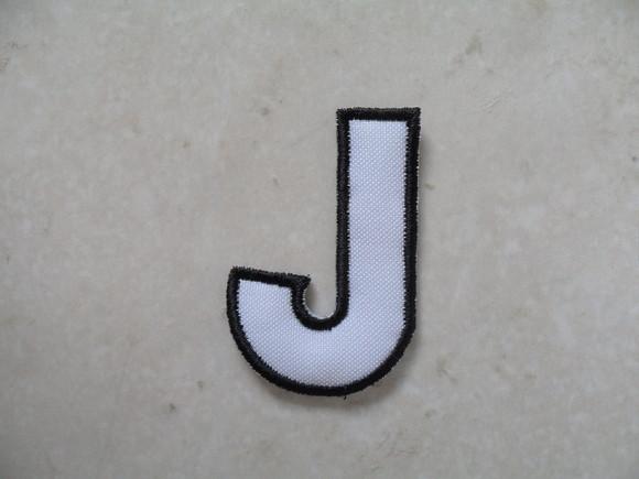 Patch Bordado Termocolante Letra J Contorno