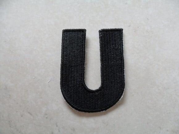 Patch Bordado Termocolante Letra U