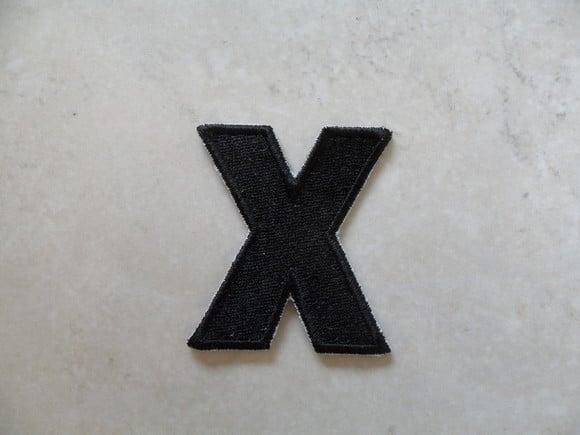 Patch Bordado Termocolante Letra x