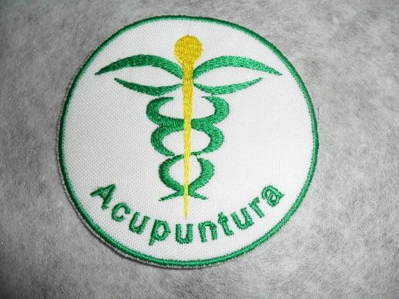 Patch Bordado Termocolante Logo Acupuntura