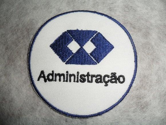 Patch Bordado Termocolante Logo Administração