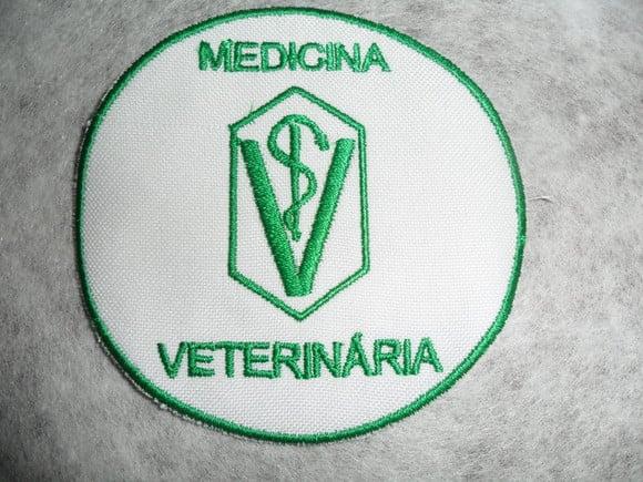 Patch Bordado Termocolante Logo Medicina Veterinária