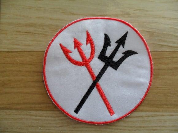Patch Bordado Termocolante Logo Tridente I