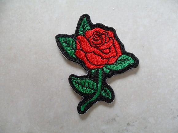 Patch Bordado Termocolante Rosa Ii