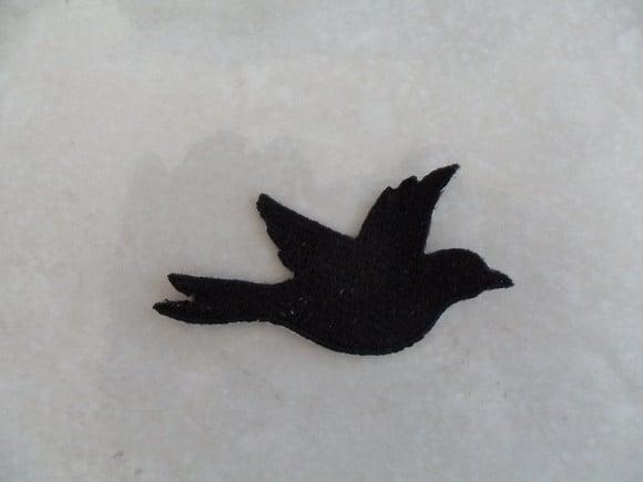 Patch Bordado Termocolante Silhueta Pássaro