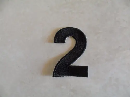 Patch Bordado Termocolante Número Dois
