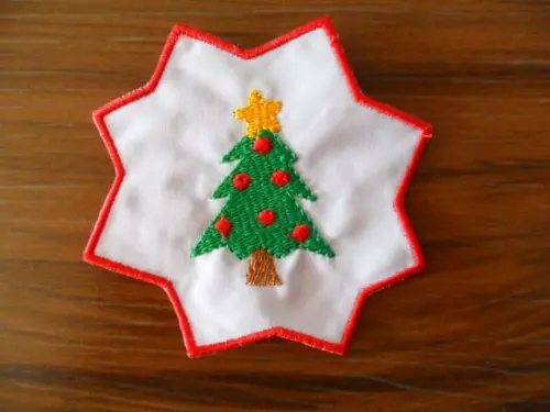 Patch Bordado Termocolante Árvore Natal Moldura
