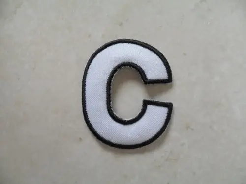 Patch Bordado Termocolante Letra c Contorno