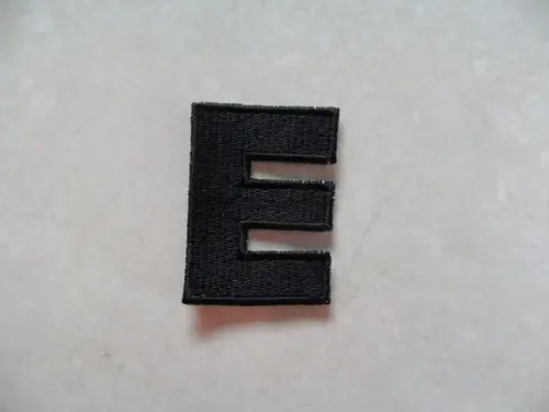 Patch Bordado Termocolante Letra e